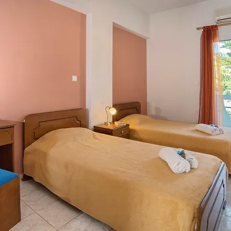 Olympia * גאיוס